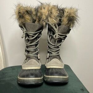 Sorel Women’s Joan of Arctic Waterproof SnowBoots Faux Fur Size 7